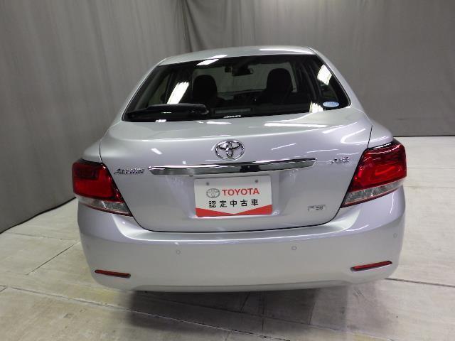 バックモニター装備　後退時後方視野をサポートします。