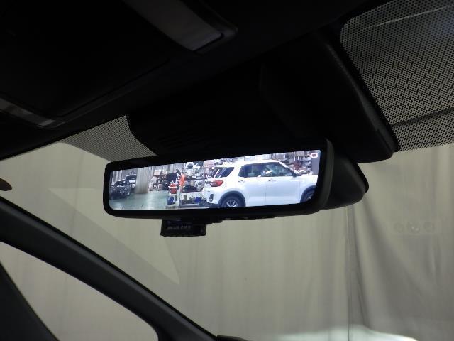 ヴェルファイアハイブリッド Z プレミア 革シート サンルーフ 4WD メモリーナビ 後席モニター バックカメラ 衝突被害軽減システム ETC ドラレコ 両側電動スライド LEDヘッドランプ 乗車定員7人 3列シート(17枚目)