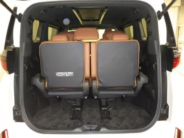 ヴェルファイアハイブリッド Z プレミア 革シート サンルーフ 4WD メモリーナビ 後席モニター バックカメラ 衝突被害軽減システム ETC ドラレコ 両側電動スライド LEDヘッドランプ 乗車定員7人 3列シート(32枚目)