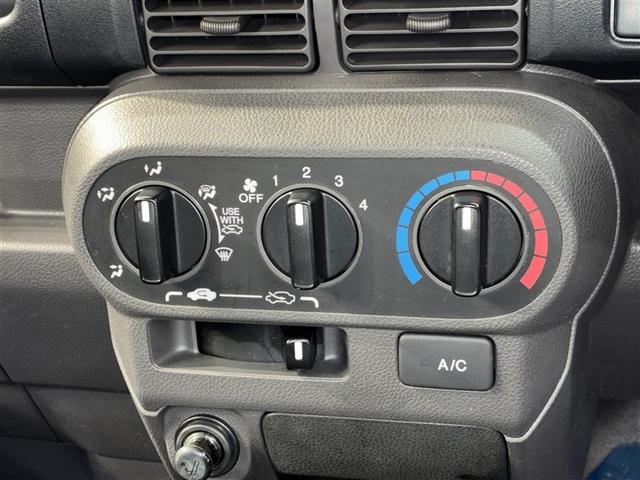 【マニュアルエアコン】操作しやすいマニュアルエアコンです！