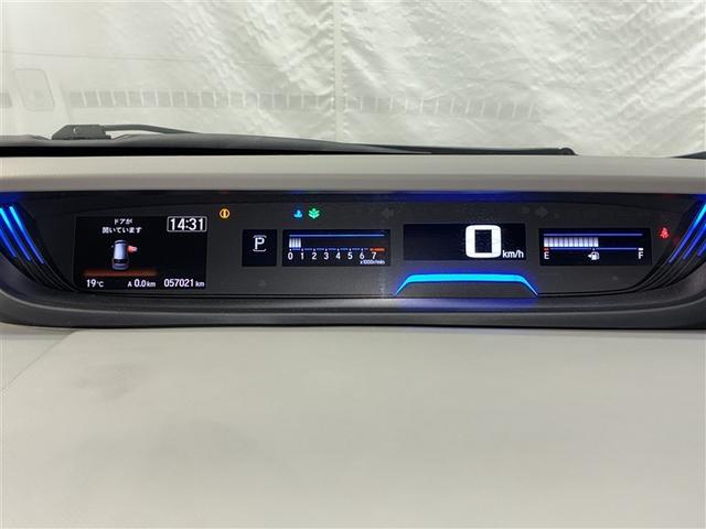 フリード G・ホンダセンシング 4WD フルセグ メモリーナビ DVD再生 後席モニター バックカメラ 衝突被害軽減システム ETC ドラレコ 両側電動スライド LEDヘッドランプ ウオークスルー 乗車定員6人 3列シート(16枚目)