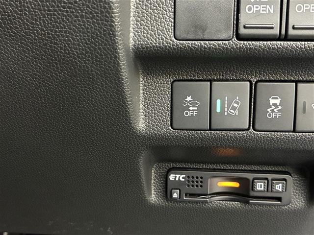 フリード G・ホンダセンシング 4WD フルセグ メモリーナビ DVD再生 後席モニター バックカメラ 衝突被害軽減システム ETC ドラレコ 両側電動スライド LEDヘッドランプ ウオークスルー 乗車定員6人 3列シート(21枚目)