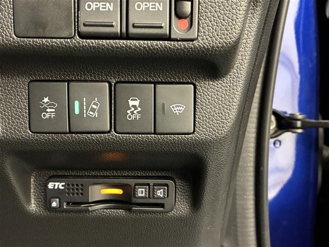 フリード G・ホンダセンシング 4WD フルセグ メモリーナビ DVD再生 後席モニター バックカメラ 衝突被害軽減システム ETC ドラレコ 両側電動スライド LEDヘッドランプ ウオークスルー 乗車定員6人 3列シート(23枚目)