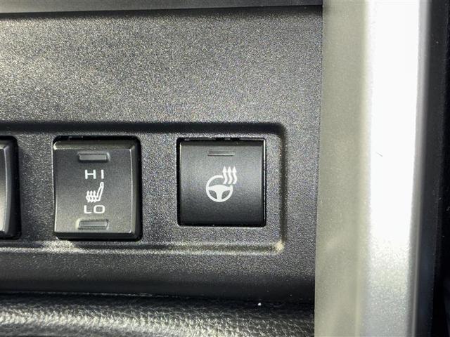 カローラクロス ハイブリッド　Ｚ　４ＷＤ　フルセグ　メモリーナビ　ＤＶＤ再生　ミュージックプレイヤー接続可　バックカメラ　衝突被害軽減システム　ＬＥＤヘッドランプ　ワンオーナー（26枚目）