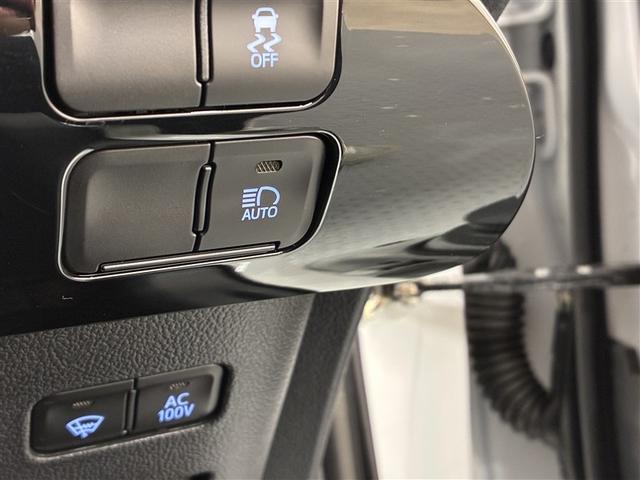 プリウス S 4WD メモリーナビ ミュージックプレイヤー接続可 バックカメラ 衝突被害軽減システム ETC LEDヘッドランプ(20枚目)