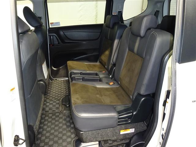 シエンタ Ｇ　クエロ　４ＷＤ　フルセグ　メモリーナビ　ＤＶＤ再生　ミュージックプレイヤー接続可　後席モニター　バックカメラ　衝突被害軽減システム　ＥＴＣ　両側電動スライド　ＬＥＤヘッドランプ　ウオークスルー　乗車定員６人（8枚目）