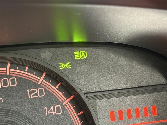 ルーミー X 4WD 衝突被害軽減システム 電動スライドドア ウオークスルー アイドリングストップ(18枚目)