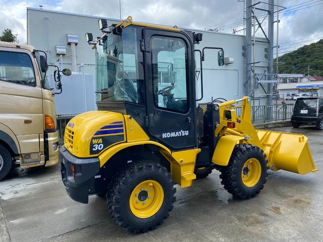 日本 コマツ WA30-6E0 アワー130時間 除雪仕様 タイヤショベル LED作業灯 ラジオ ヒーター スノータイヤ(3枚目)
