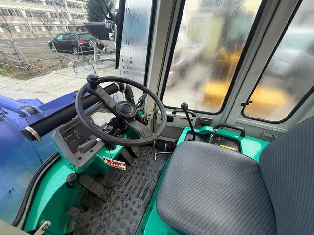 日本 コマツ WA40-3E タイヤショベル 除雪仕様1206時間 スノータイヤ チェーン(3枚目)