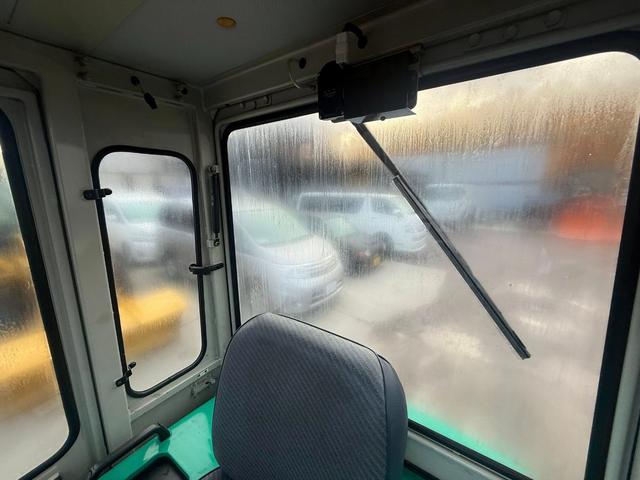 日本 コマツ WA40-3E タイヤショベル 除雪仕様1206時間 スノータイヤ チェーン(10枚目)