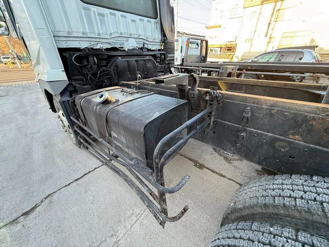 スーパーグレート ベースグレード　深ダンプ　２デフ　ダンプゲート　６Ｍ７０エンジン（4枚目）