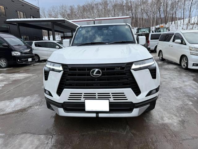 ＧＸ ＧＸ５５０　バージョンＬ　マークレビンソン　モデリスタエアロ　デジタルインナーミラー　パノラマルーフ（2枚目）