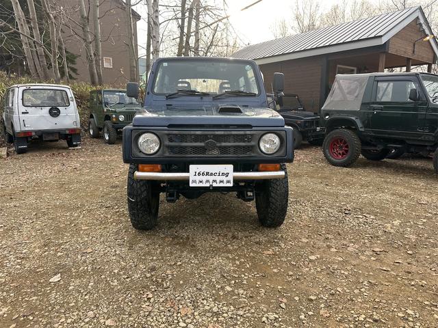 ジムニー ランドベンチャー　５型　最終ＭＴ　リフトアップ　エアコン　パワステ　ドライブレコーダー　ＥＴＣ　ＭＴタイヤ　ＣＤ　ミュージックプレイヤー接続可　アルミホイール　前後社外バンパー（2枚目）