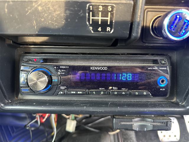 ジムニー ランドベンチャー　５型　最終ＭＴ　リフトアップ　エアコン　パワステ　ドライブレコーダー　ＥＴＣ　ＭＴタイヤ　ＣＤ　ミュージックプレイヤー接続可　アルミホイール　前後社外バンパー（13枚目）