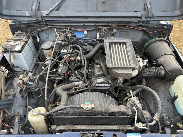 ジムニー ランドベンチャー　５型　最終ＭＴ　リフトアップ　エアコン　パワステ　ドライブレコーダー　ＥＴＣ　ＭＴタイヤ　ＣＤ　ミュージックプレイヤー接続可　アルミホイール　前後社外バンパー（26枚目）