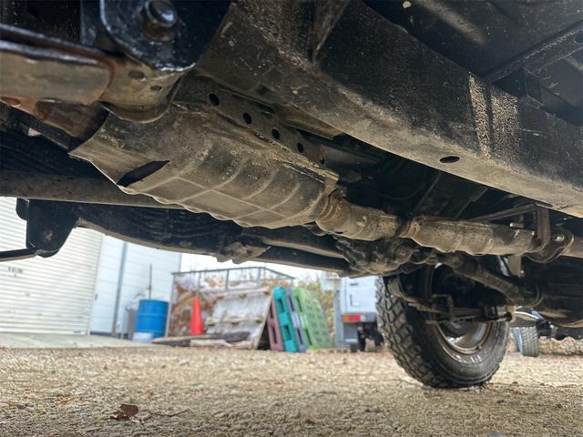 ジムニー ランドベンチャー　５型　最終ＭＴ　リフトアップ　エアコン　パワステ　ドライブレコーダー　ＥＴＣ　ＭＴタイヤ　ＣＤ　ミュージックプレイヤー接続可　アルミホイール　前後社外バンパー（40枚目）