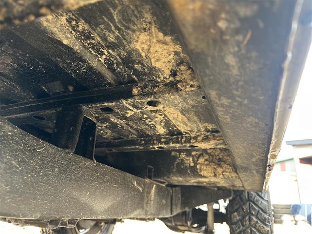 ジムニー ランドベンチャー　５型　最終ＭＴ　リフトアップ　エアコン　パワステ　ドライブレコーダー　ＥＴＣ　ＭＴタイヤ　ＣＤ　ミュージックプレイヤー接続可　アルミホイール　前後社外バンパー（51枚目）