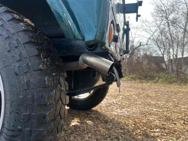 ジムニー 　ＳＪ１０幌　エンジン載せ替え　腰上オーバーホール済　ＳＪ３０ヘッド取付　点火強化　４ＷＤ　スズキスポーツアルミホイール　４速ＭＴ　ドア張替え　全塗装歴有（16枚目）