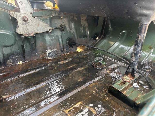 ジムニー 　ＳＪ１０幌　エンジン載せ替え　腰上オーバーホール済　ＳＪ３０ヘッド取付　点火強化　４ＷＤ　スズキスポーツアルミホイール　４速ＭＴ　ドア張替え　全塗装歴有（24枚目）