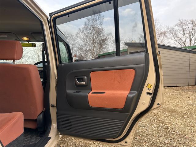 アルトラパン ターボ 4WD キーレスエントリー 電動格納ミラー シートヒーター ベンチシート AT ABS CD MD アルミホイール 衝突安全ボディ エアコン パワーステアリング パワーウィンドウ(26枚目)