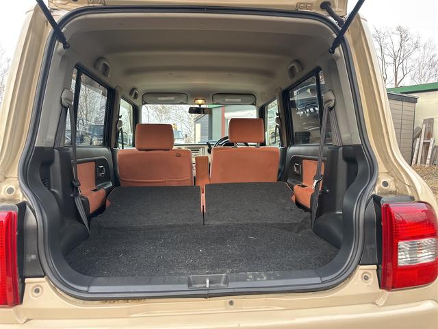 アルトラパン ターボ 4WD キーレスエントリー 電動格納ミラー シートヒーター ベンチシート AT ABS CD MD アルミホイール 衝突安全ボディ エアコン パワーステアリング パワーウィンドウ(50枚目)