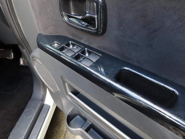 デリカD:5 G パワーパッケージ 4WD リフトアップ MKWホイール&BFタイヤ(26枚目)