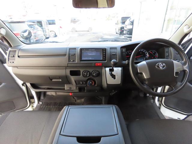 ハイエースバン ロングＤＸ　ＧＬパッケージ　ディーゼルターボ　４ＷＤ　４ＷＤ　寒冷地仕様　９人乗り　夏冬タイヤ（11枚目）