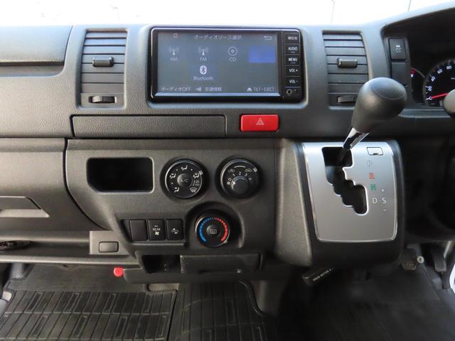 ハイエースバン ロングＤＸ　ＧＬパッケージ　ディーゼルターボ　４ＷＤ　４ＷＤ　寒冷地仕様　９人乗り　夏冬タイヤ（15枚目）