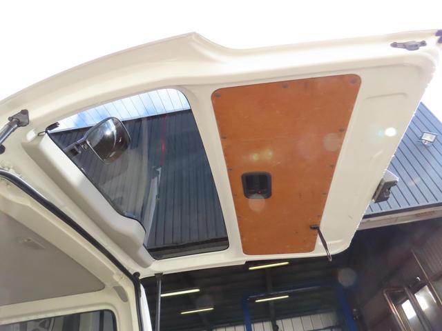 ハイエースバン ロングＤＸ　ＧＬパッケージ　ディーゼルターボ　４ＷＤ　４ＷＤ　寒冷地仕様　９人乗り　夏冬タイヤ（32枚目）