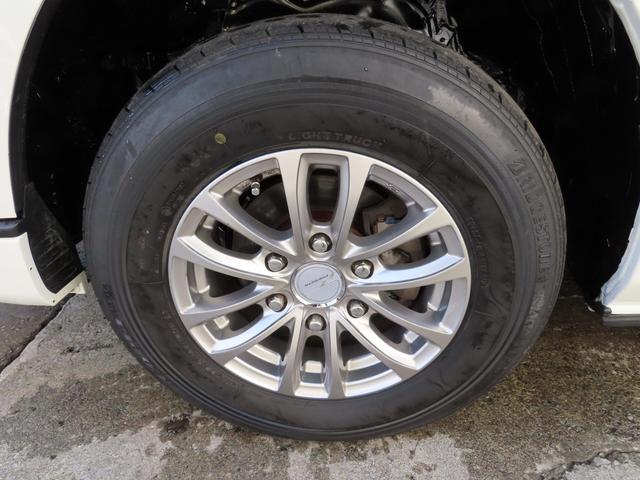 ハイエースバン ロングＤＸ　ＧＬパッケージ　ディーゼルターボ　４ＷＤ　４ＷＤ　寒冷地仕様　９人乗り　夏冬タイヤ（42枚目）