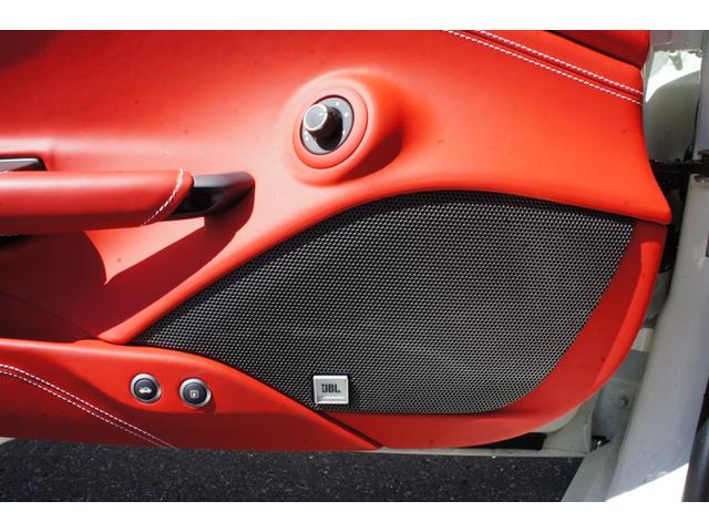 ４８８スパイダー ４８８スパイダー　正規Ｄ車　ＪＢＬ　Ｒｏｔｉｆｏｒｍ２０ＡＷ　カーボンバックレーシングシート－Ｌ／カーボンドライバーゾーンＬＥＤステアリング／カラードシートベルト／カラードアッパーダッシュボード／スポーツＥＸ／純正リフティング／Ｒカメラ／ローダウン（純正サス有）（58枚目）