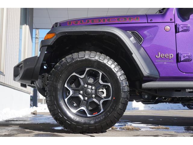 ジープ・ラングラー ＲＵＢＩＣＯＮ　全国１０２台限定車両　ディーラー保証継承付き　専用１８ＡＷ　／　専用インテリア　／　ＳＷＡＹＢＡＲ解除可能　／　アイドリングストップ　／　取り外し可能ルーフ　／　Ｆ・Ｒカメラ　／　純正ＥＴＣ（21枚目）