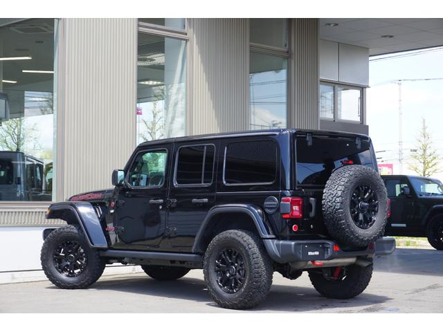 ジープ・ラングラーアンリミテッド ６速Ｍ／Ｔ　２０２４ｙＦＡＣＥ　ＲＵＢＩＣＯＮ　新車並行　ＨＩ　ＦＥＮＤＥＲ　／　ＢＳＭ　／　ＳＷＡＹＢＡＲ　／　ＡＬＰＩＮＥ　ＡＵＤＩＯ　／　ＥＴＣ　／　ステアリングヒーター　／　ＲＡＹＳ　１７ＡＷ　／　ＧＯＯＤＲＩＣＨ　Ａ／Ｔ　／　リアガラス　フィルム貼（9枚目）