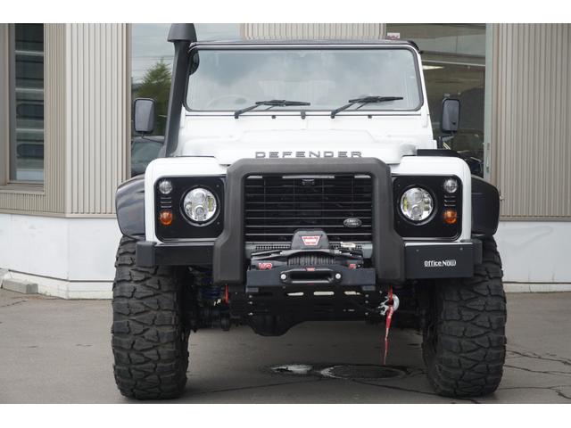 ディフェンダー １１０Ｓ　新車並行車両　ＴＤＣＩ　３７インチタイヤ　２．２Ｌ　ディーゼルエンジン　／　ＭＹ２０１３　／　新車並行　／　６ＭＴミッション　／　ＸＤ１７ＡＷ　／　ＥＴＣ　／　Ｂカメラ　／　Ｔｕｒｂｏ　Ｄｉｅｓｅｌ　Ｃｏｍｍｏｎ　Ｒａｉｌ　Ｉｎｊｅｃｔｉｏｎ（5枚目）