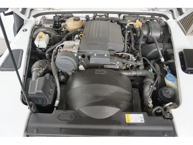 ディフェンダー １１０Ｓ　新車並行車両　ＴＤＣＩ　３７インチタイヤ　２．２Ｌ　ディーゼルエンジン　／　ＭＹ２０１３　／　新車並行　／　６ＭＴミッション　／　ＸＤ１７ＡＷ　／　ＥＴＣ　／　Ｂカメラ　／　Ｔｕｒｂｏ　Ｄｉｅｓｅｌ　Ｃｏｍｍｏｎ　Ｒａｉｌ　Ｉｎｊｅｃｔｉｏｎ（69枚目）