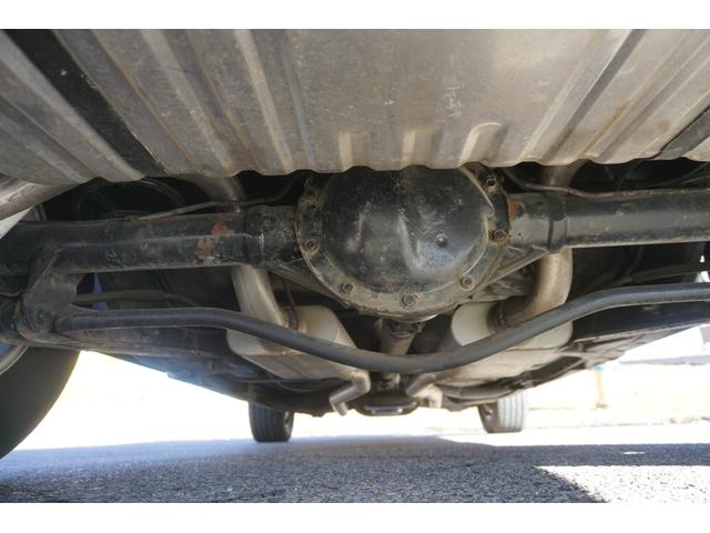 シボレーシェベル ＳＳ　シリアルマッチ　３５０ＡＴ　３８３ストローカー　３５０ＡＴ　３速　／　３８３ストローカー　Ｖ８　６．３００ｃｃ　／　Ｆ：２２５／６０Ｒ１５　Ｒ：２６５／６０Ｒ１５　／　ビニールトップ（40枚目）