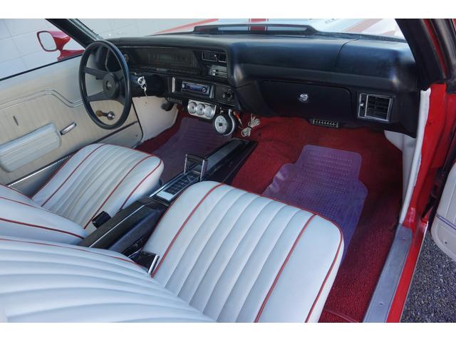 シボレーシェベル ＳＳ　シリアルマッチ　３５０ＡＴ　３８３ストローカー　３５０ＡＴ　３速　／　３８３ストローカー　Ｖ８　６．３００ｃｃ　／　Ｆ：２２５／６０Ｒ１５　Ｒ：２６５／６０Ｒ１５　／　ビニールトップ（48枚目）