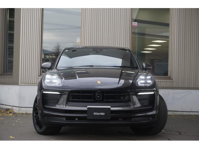 スポーツクロノ・専用２１ＡＷ内容盛りだくさんのＭａｃａｎＴの入庫です。法人オーナー・ガレージ保管の車両ですのでコンディション良いです。　お問い合わせはお早めに〇ＴＥＬ：０１２０−８２−５５５５