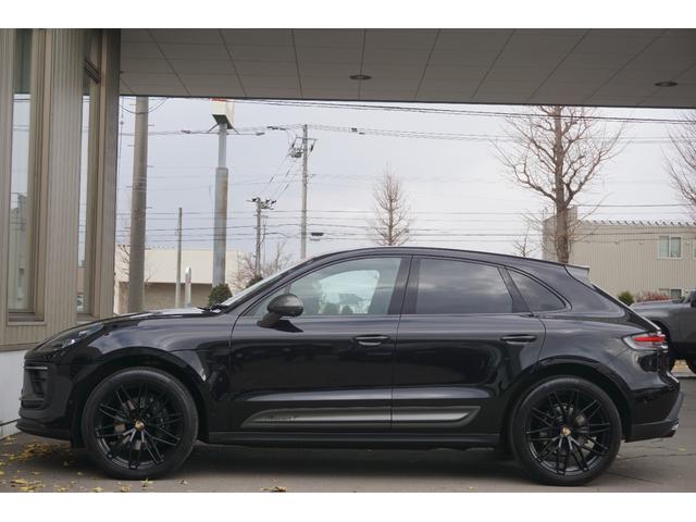 スポーツクロノ・専用２１ＡＷ内容盛りだくさんのＭａｃａｎＴの入庫です。法人オーナー・ガレージ保管の車両ですのでコンディション良いです。　お問い合わせはお早めに〇ＴＥＬ：０１２０−８２−５５５５