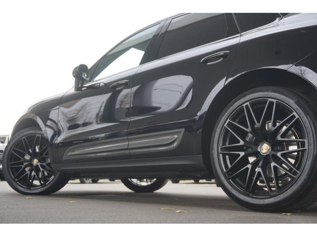 スポーツクロノ・専用２１ＡＷ内容盛りだくさんのＭａｃａｎＴの入庫です。法人オーナー・ガレージ保管の車両ですのでコンディション良いです。　お問い合わせはお早めに〇ＴＥＬ：０１２０−８２−５５５５