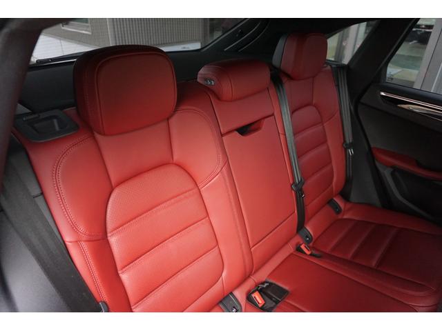 スポーツクロノ・専用２１ＡＷ内容盛りだくさんのＭａｃａｎＴの入庫です。法人オーナー・ガレージ保管の車両ですのでコンディション良いです。　お問い合わせはお早めに〇ＴＥＬ：０１２０−８２−５５５５