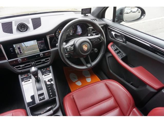 スポーツクロノ・専用２１ＡＷ内容盛りだくさんのＭａｃａｎＴの入庫です。法人オーナー・ガレージ保管の車両ですのでコンディション良いです。　お問い合わせはお早めに〇ＴＥＬ：０１２０−８２−５５５５