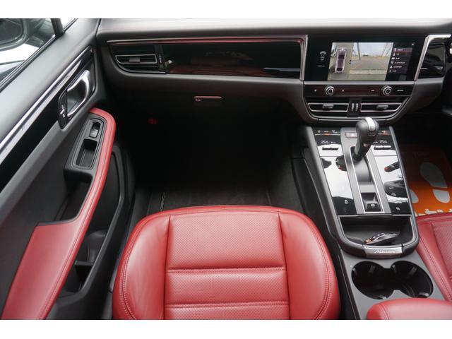 スポーツクロノ・専用２１ＡＷ内容盛りだくさんのＭａｃａｎＴの入庫です。法人オーナー・ガレージ保管の車両ですのでコンディション良いです。　お問い合わせはお早めに〇ＴＥＬ：０１２０−８２−５５５５