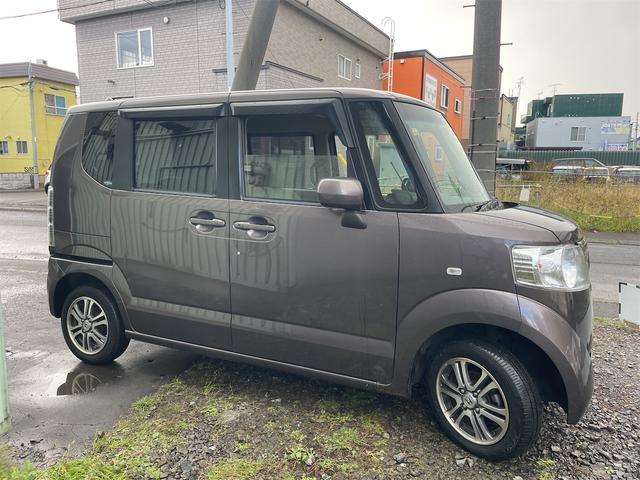 N-BOX G・Lパッケージ 4WD 両側スライド・片側電動 ナビ TV スマートキー アイドリングストップ ベンチシート CVT 盗難防止システム ABS ESC アルミホイール 衝突安全ボディ エアコン パワーステアリング(8枚目)