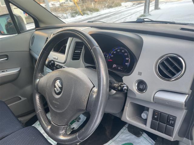 ワゴンＲ ＦＸリミテッド　４ＷＤ　スマートキー　シートヒーター　ベンチシート　ＣＶＴ　盗難防止システム　ＡＢＳ　アルミホイール　衝突安全ボディ　エアコン（2枚目）