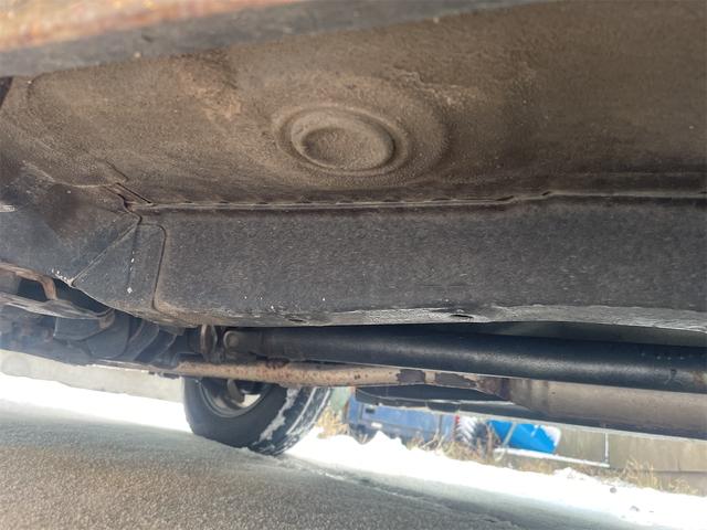 ワゴンＲ ＦＸリミテッド　４ＷＤ　スマートキー　シートヒーター　ベンチシート　ＣＶＴ　盗難防止システム　ＡＢＳ　アルミホイール　衝突安全ボディ　エアコン（17枚目）