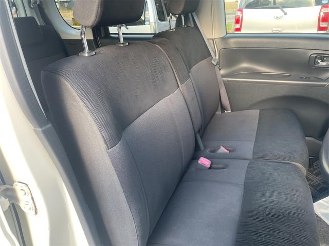 タント Ｇスペシャル　４ＷＤ　電動スライドドア　ナビ　スマートキー　アイドリングストップ　ベンチシート　ＣＶＴ　盗難防止システム　ＡＢＳ　ＣＤ　ＤＶＤ再生　ミュージックプレイヤー接続可　アルミホイール　衝突安全ボディ（5枚目）