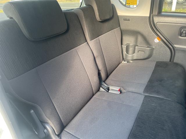 タント Ｇスペシャル　４ＷＤ　電動スライドドア　ナビ　スマートキー　アイドリングストップ　ベンチシート　ＣＶＴ　盗難防止システム　ＡＢＳ　ＣＤ　ＤＶＤ再生　ミュージックプレイヤー接続可　アルミホイール　衝突安全ボディ（6枚目）