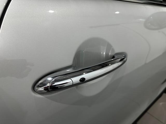 ＭＩＮＩ クーパーＳＤ　純正ナビゲーション　アクティブクルーズコントロール　ルームミラー内蔵ＥＴＣ　１７インチアロイホイール　認定中古車　２年保証（17枚目）