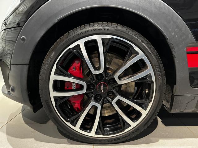 ＭＩＮＩ ジョンクーパーワークス　クラブマン　ＪＣＷ・トリム　４ＷＤ　ジョンクーパーワークストリム　１９インチアロイ　ＭＩＮＩＹｏｕｒｓスタイルレザーシート　電動フロントシート　　ＡＣＣ　パーキングアシスト　ＬＥＤヘッドライト　ワンオーナー　認定中古車２年保証（43枚目）